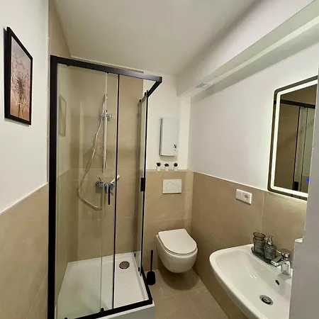 Modernes 1 Zimmerapartment 5 Fuer Monteure&handwerker Mit Wlan