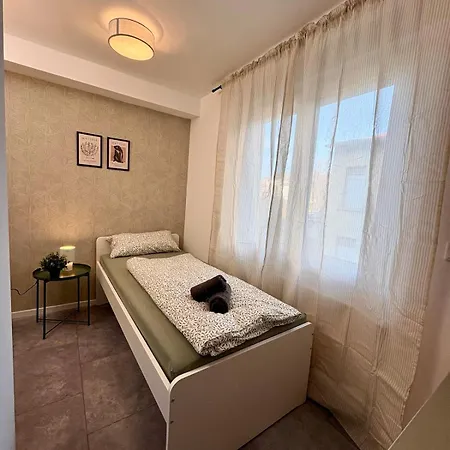 Modernes 1 Zimmerapartment 5 Fuer Monteure&handwerker Mit Wlan Apartamento *