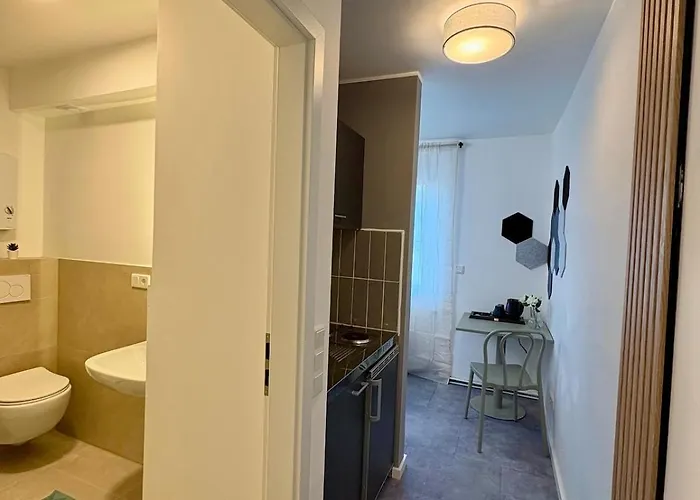 Modernes 1 Zimmerapartment 5 Fuer Monteure&handwerker Mit Wlan Apartamento *