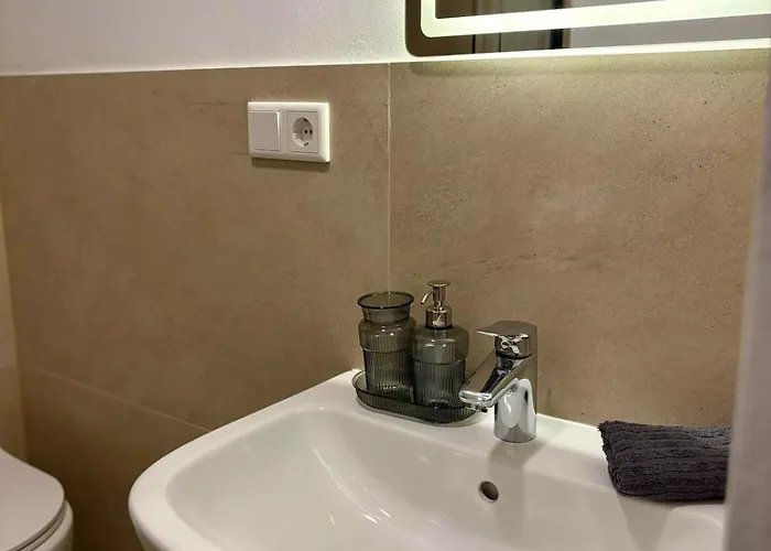 Modernes 1 Zimmerapartment 5 Fuer Monteure&handwerker Mit Wlan Apartamento Ludwigshafen am Rhein